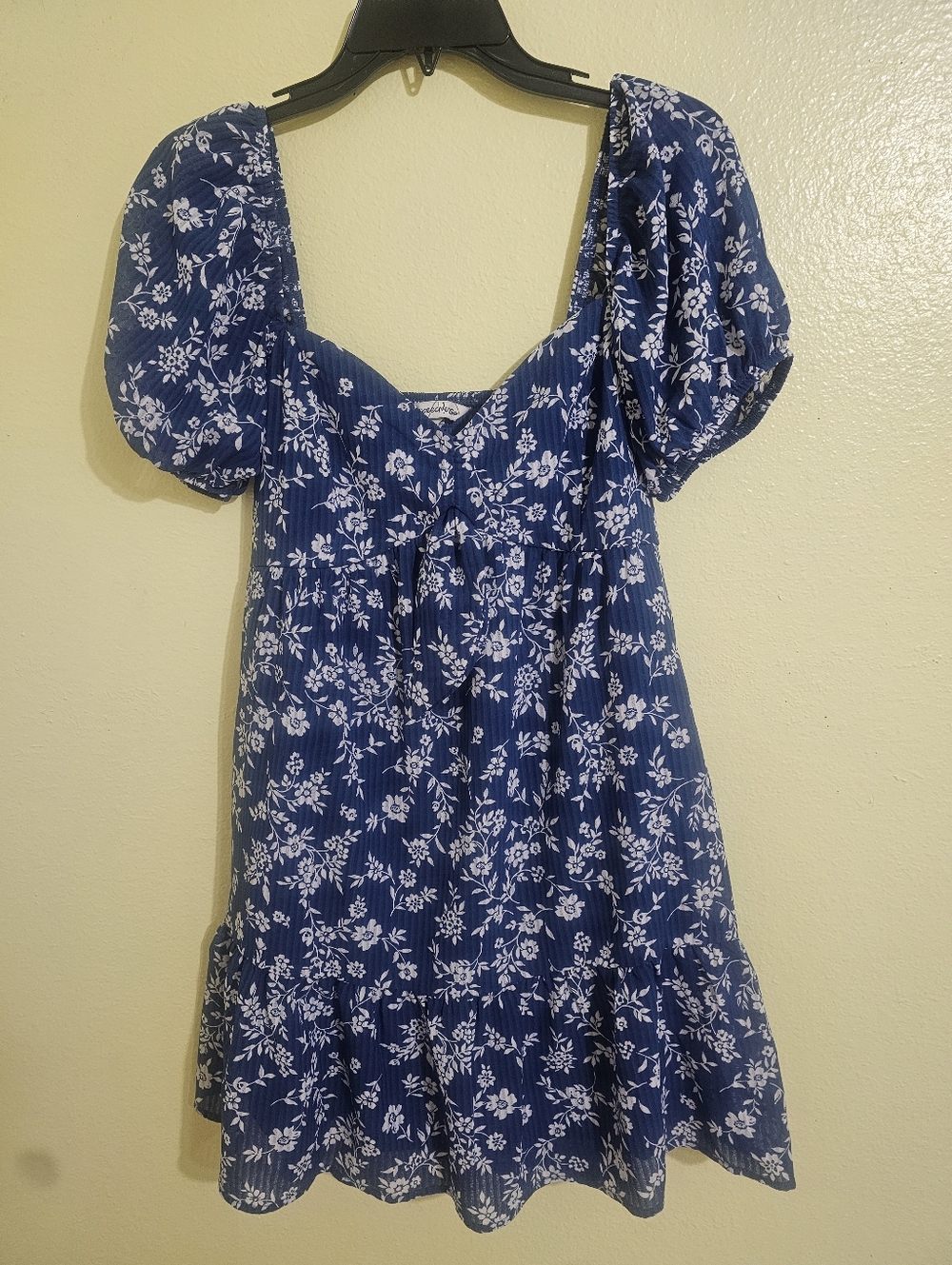 Speechless Navy Blue Floral Puff-Sleeve Dress